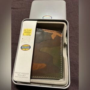 Men’s Fossil Camouflage Leather Wallet NWT